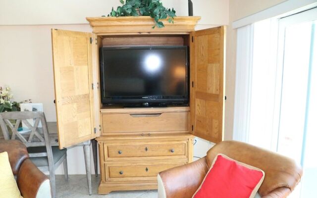 Jamaica Royale T64 - 2 Br Condo