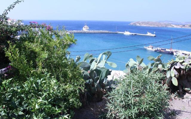 Aegean Sea-view house in Batsi, Andros!