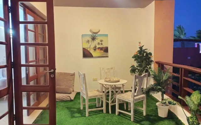 Lux Suites Lamera Beachfront Villas