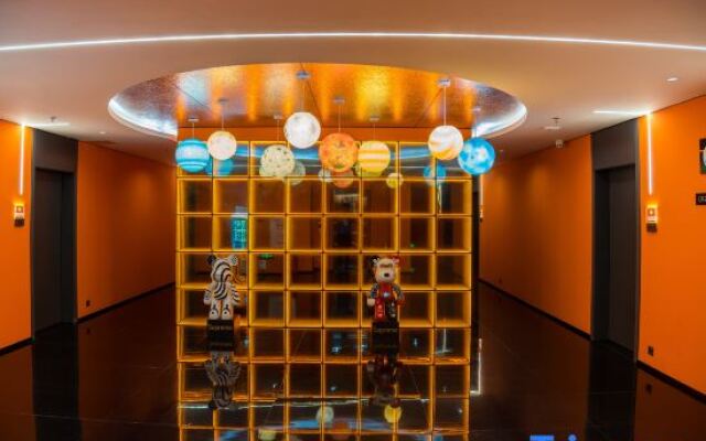 Z-Jimo E-sports Hotel (Qingyuan City Government Shunying Times Square)