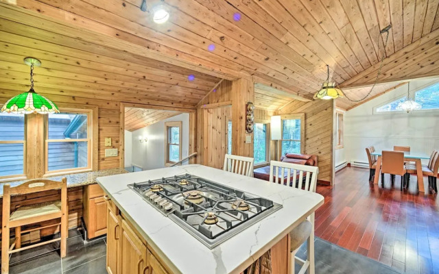Upstate Hideaway by Hiking & Hunter Mountain!