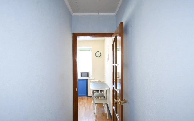 Apartments on Vsevolod Ivanov street 17
