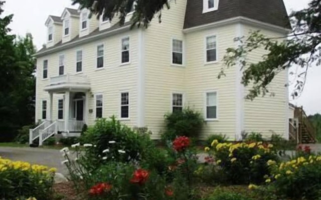 DesBarres Manor Inn