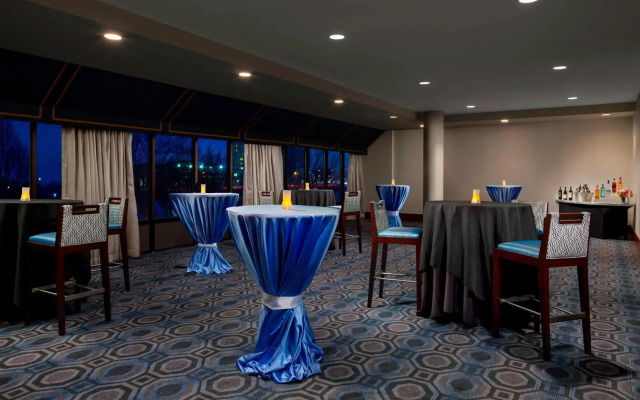 Courtyard by Marriott Boston-Cambridge