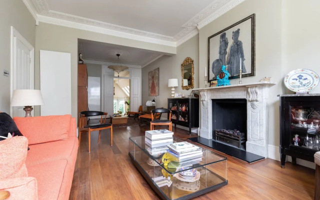 Poplar Grove II by Onefinestay