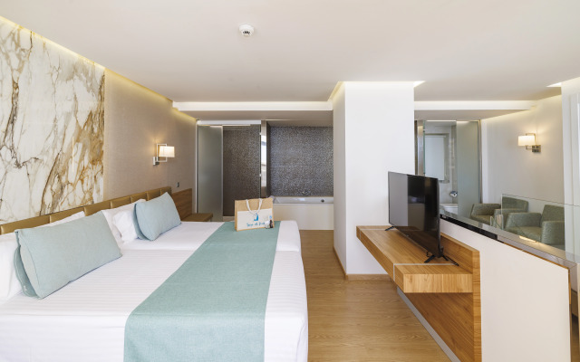 Hotel Torre Del Mar