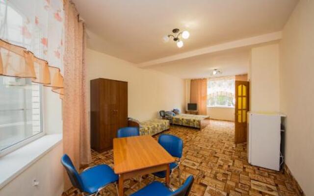 Guest House on Krasnozelyonykh