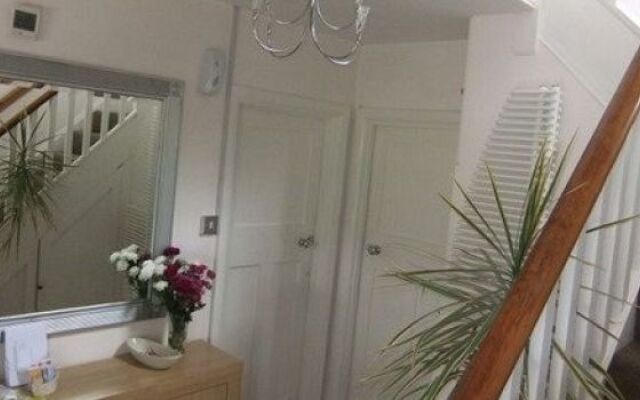 Marina Gardens Bed and Breakfast