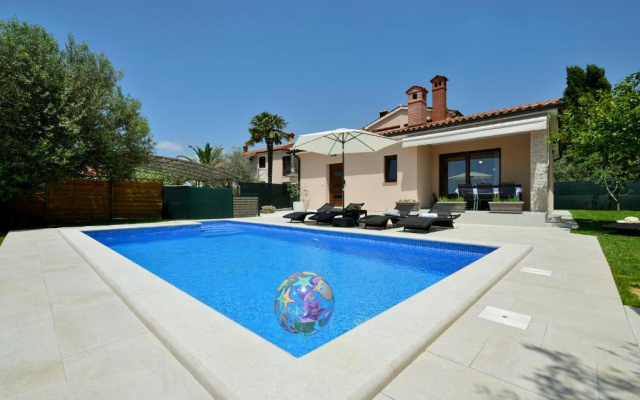 House Vedran 1125