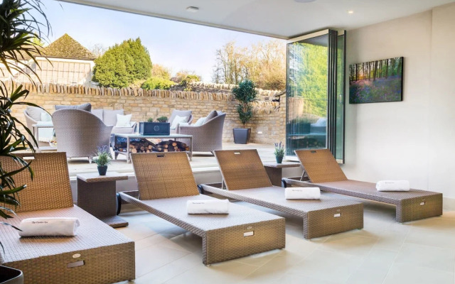 Old Swan & Minster Mill Hotel