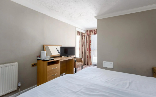 Russell Hotel