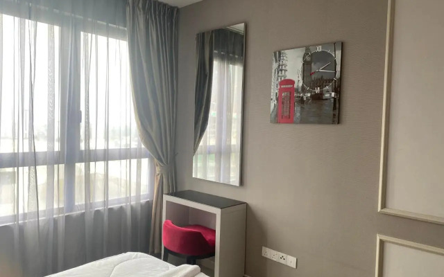 Hill 10 Residences I-City by Beestay