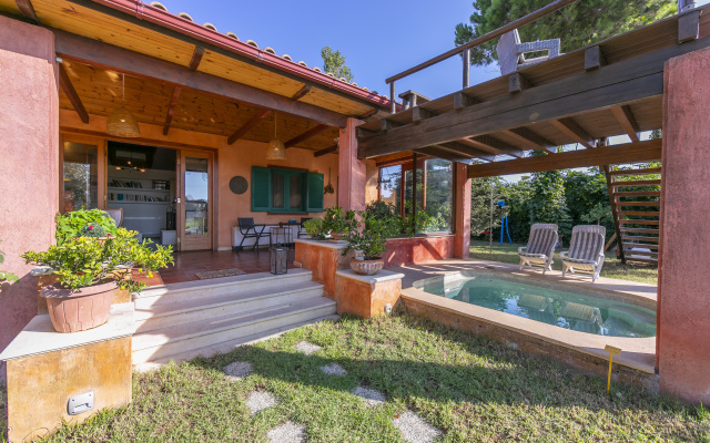 Villa Revita Kourouta Beach