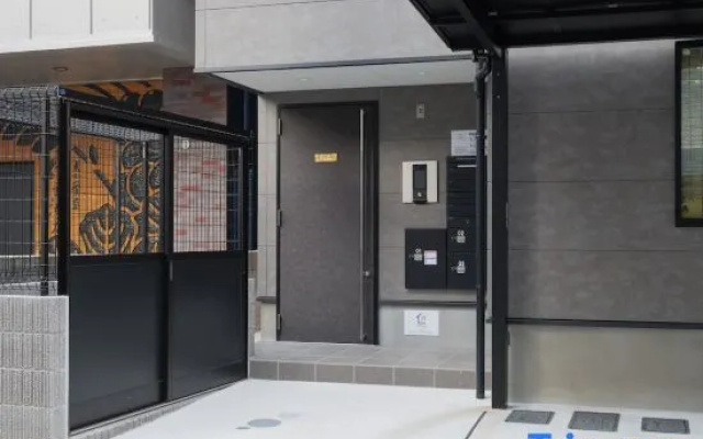 Renovated Condo 101｜7 min to Hakata｜10-min walk to Tenjin｜15 min to FUK｜8-min from station — 4-star hotel in Fukuoka