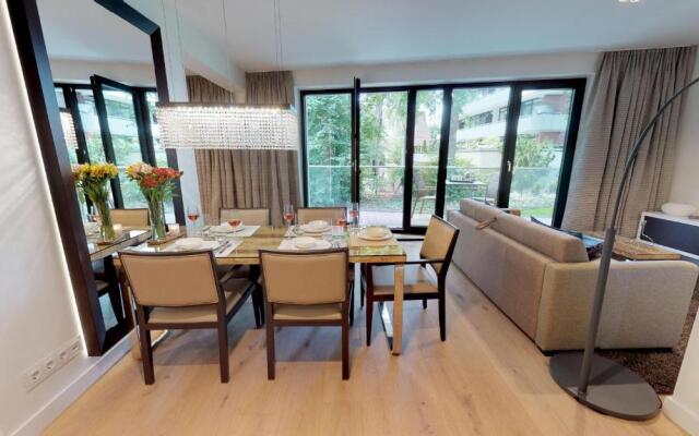 White Pearl Apartment 0.06