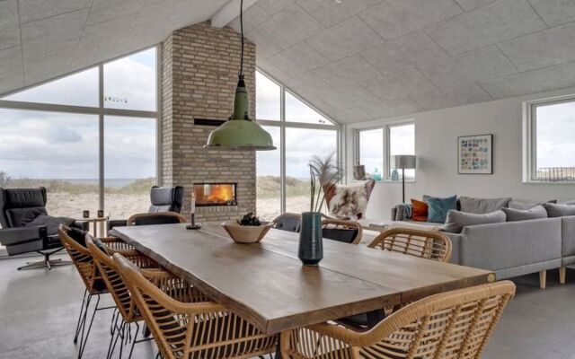 "Sinica" - 100m from the sea in NW Jutland