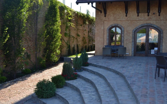 Garni Hotel Chicha - Winery Skrbic