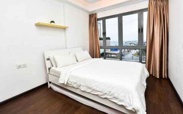 Lovina 6-12 at Harbourbay Residence