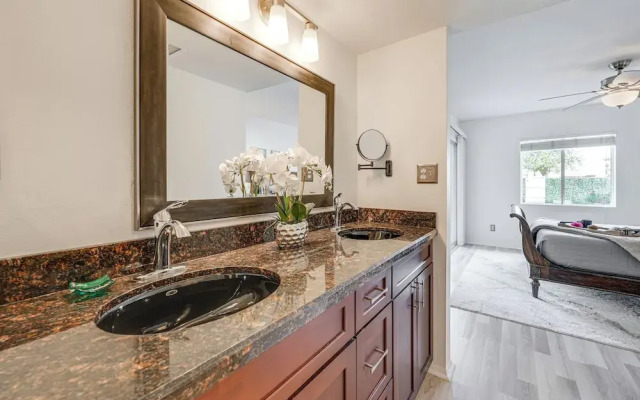 Chic Retreat w/ Patio in Scottsdale!