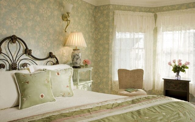 Wilbraham Mansion