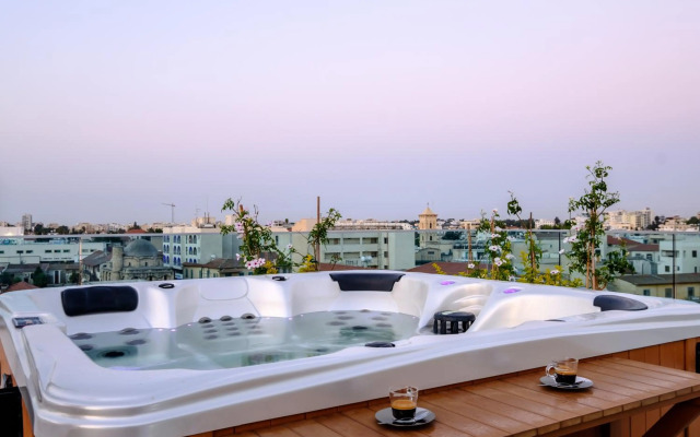 Art & Wine Boutique Hotel