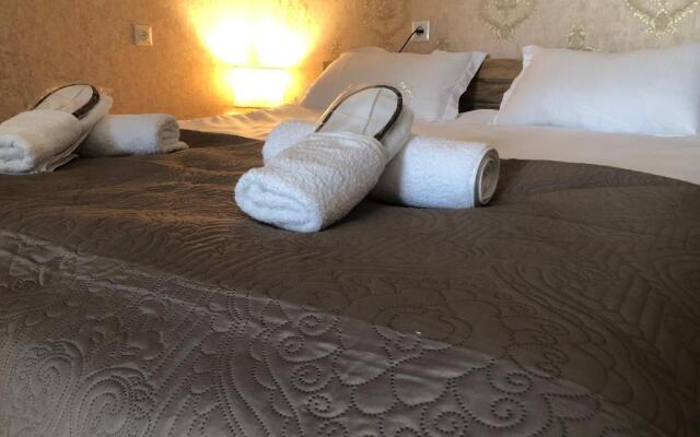 Wander Kazbegi Hotel