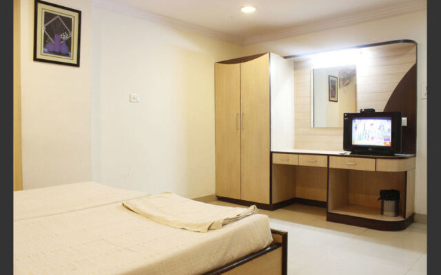 OYO 10107 Hotel Ankitha Residency