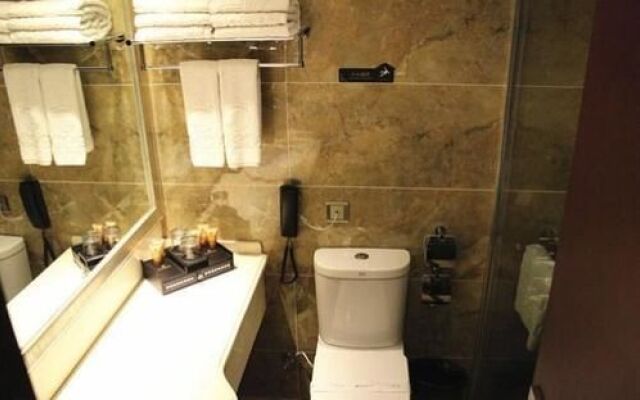 Jinyue Business Hotel