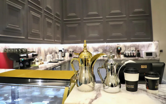 Five seasons Hotel & Spa