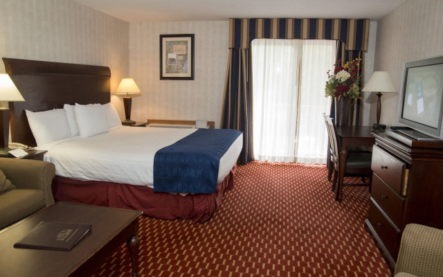Hampton Falls Inn