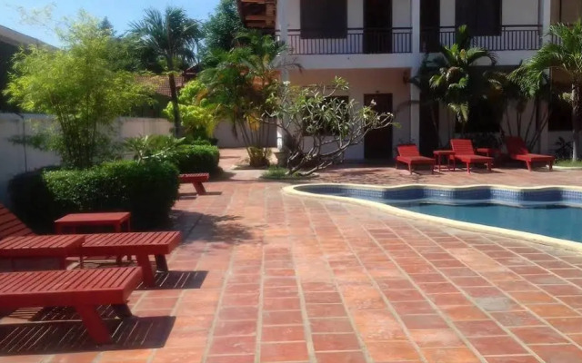 Earthwalkers Guesthouse
