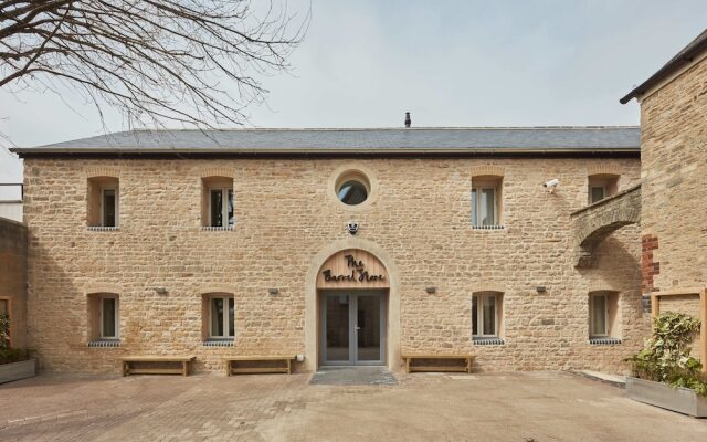 The Barrel Store - Hostel