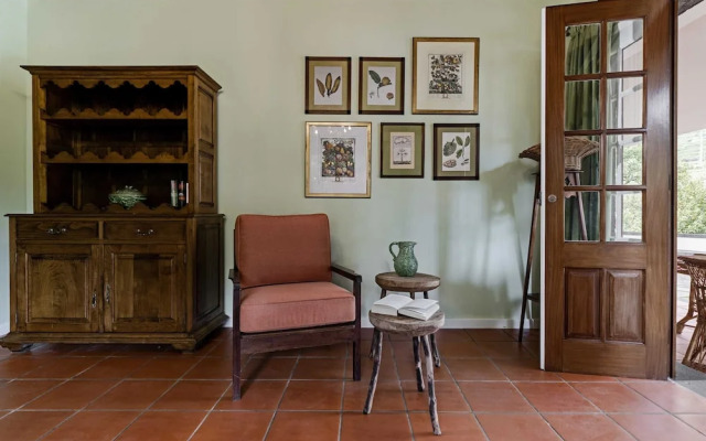 Casa do Lanço I by An Island Apart