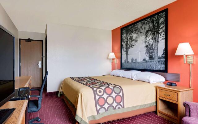 Super 8 By Wyndham Martinsburg