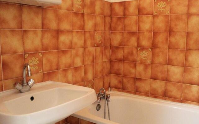 Appartement Vars, 1 pièce, 6 personnes - FR-1-330B-106