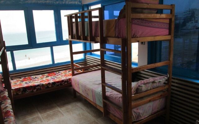 Tazerzit Hostel-Restau