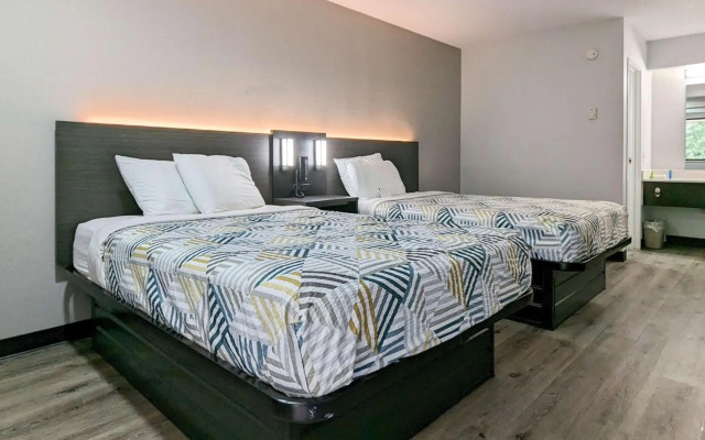 Motel 6 Nashua, NH - North