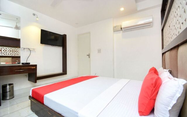 OYO 30999 Hotel Vaishno