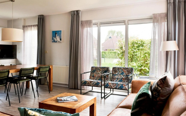 Pleasant holiday home in Friesland with fenced garden