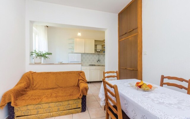 Awesome Home in Rab With Wifi and 2 Bedrooms