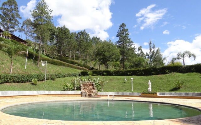 Pousada Fazenda Recanto dos Carvalhos