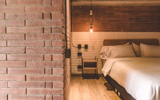 The Somos Hotel