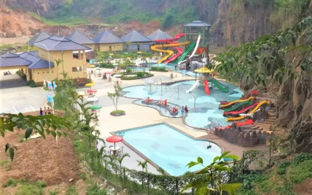 Pesona Nirwana Resort by Zuzu