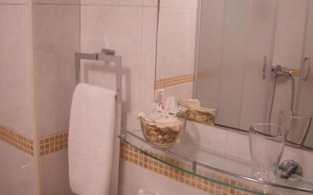 Hotel 7