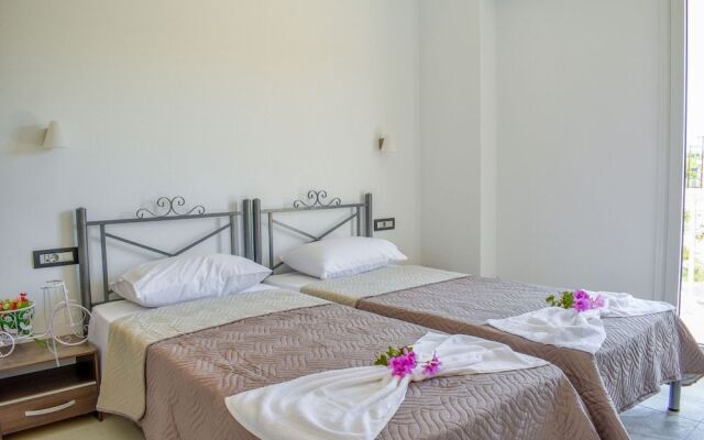 Katsaros Deluxe Apartments