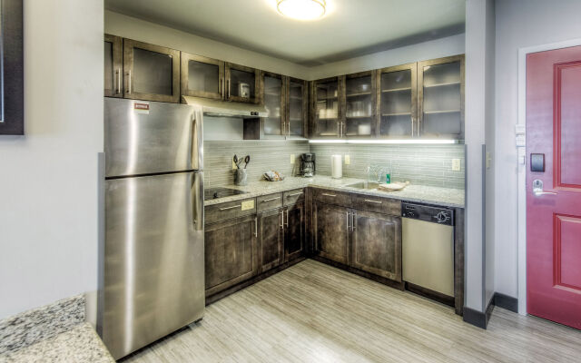 Staybridge Suites Columbus Univ Area - OSU by IHG