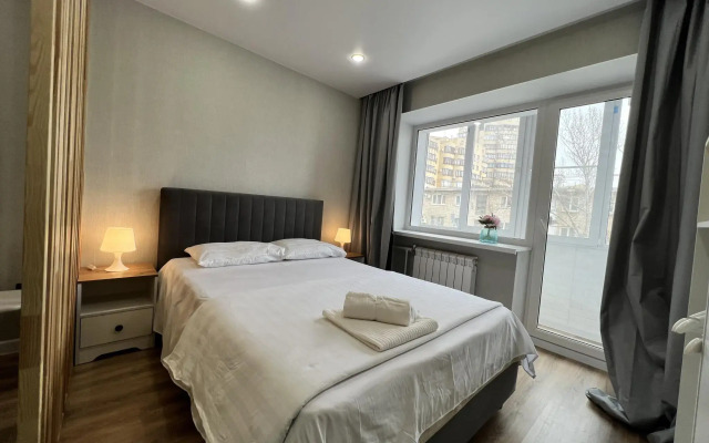 Саквояж на улице Глазкова