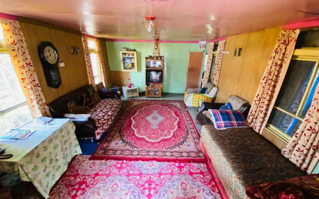 Island Homestay