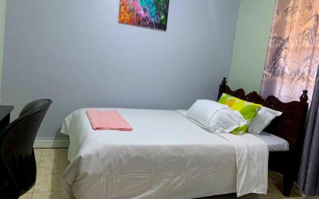 Cosy 2brm with WiFi, 5min from CBD