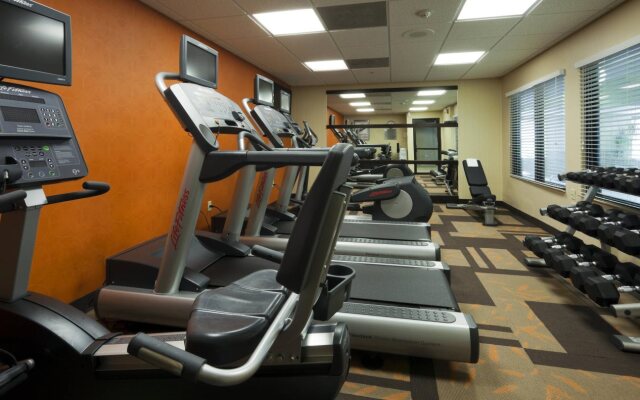 Courtyard by Marriott Indianapolis at the Capitol